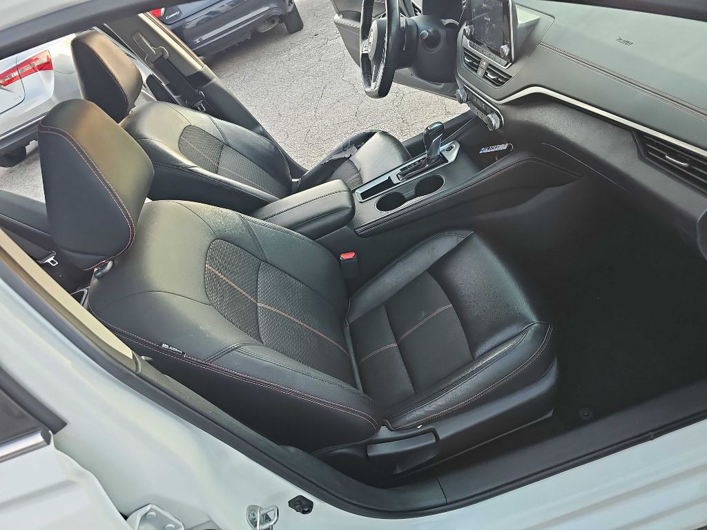 2020 Nissan Altima Image 26