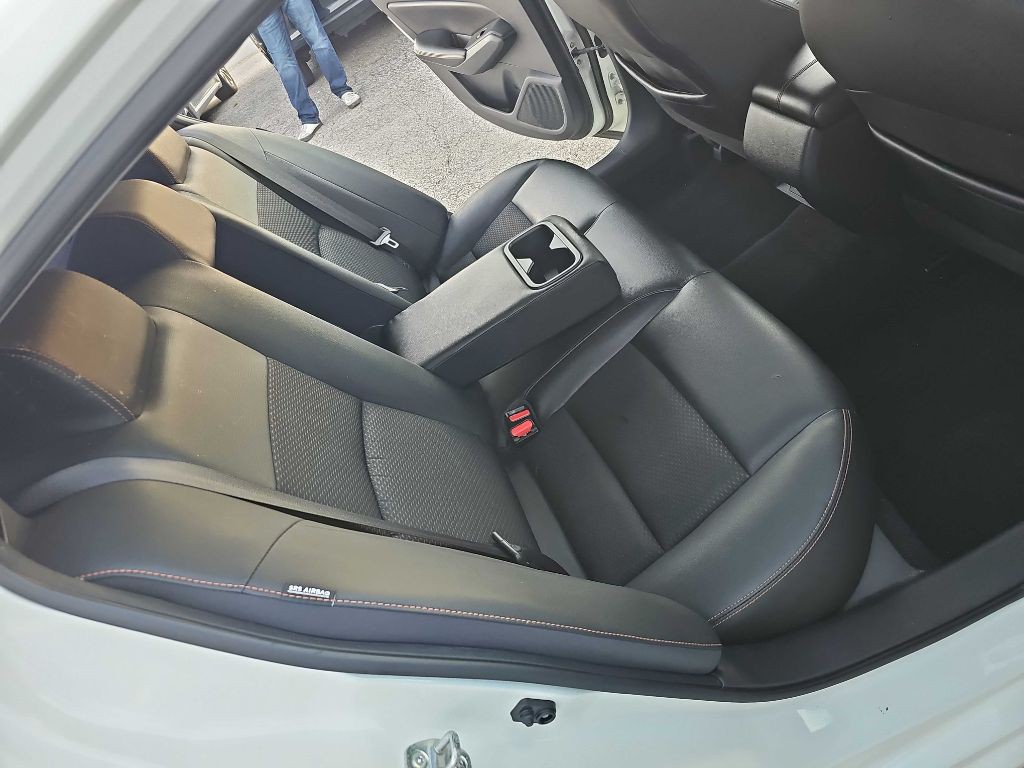 2020 Nissan Altima Image 28