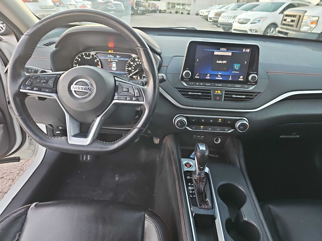 2020 Nissan Altima Image 31