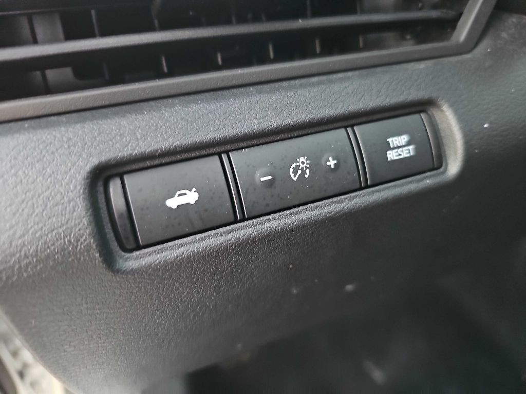 2020 Nissan Altima Image 35