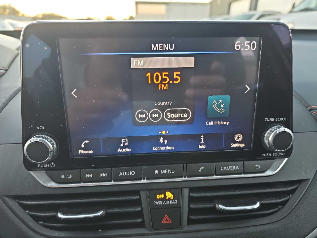 2020 Nissan Altima Image 43