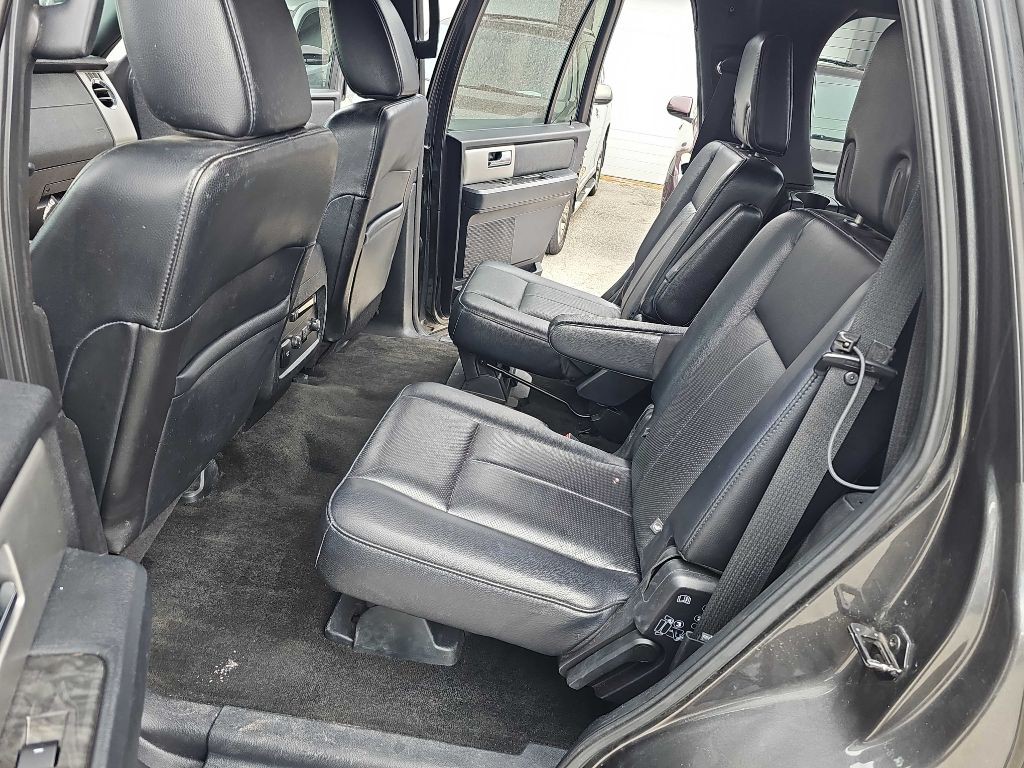 2017 Ford Expedition Image 30
