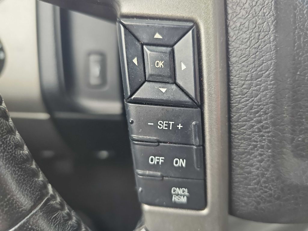2017 Ford Expedition Image 50