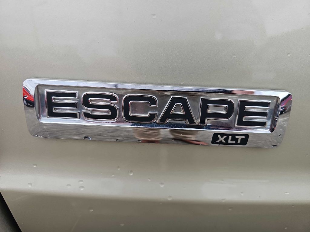 2011 Ford Escape Image 13