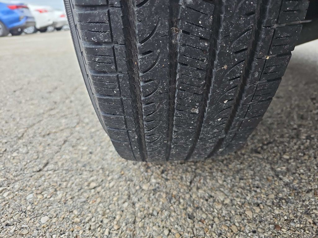 2011 Ford Escape Image 18