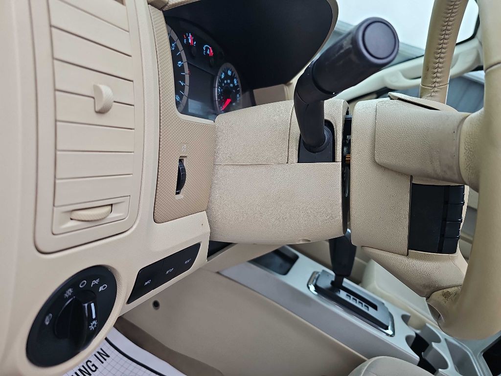 2011 Ford Escape Image 37