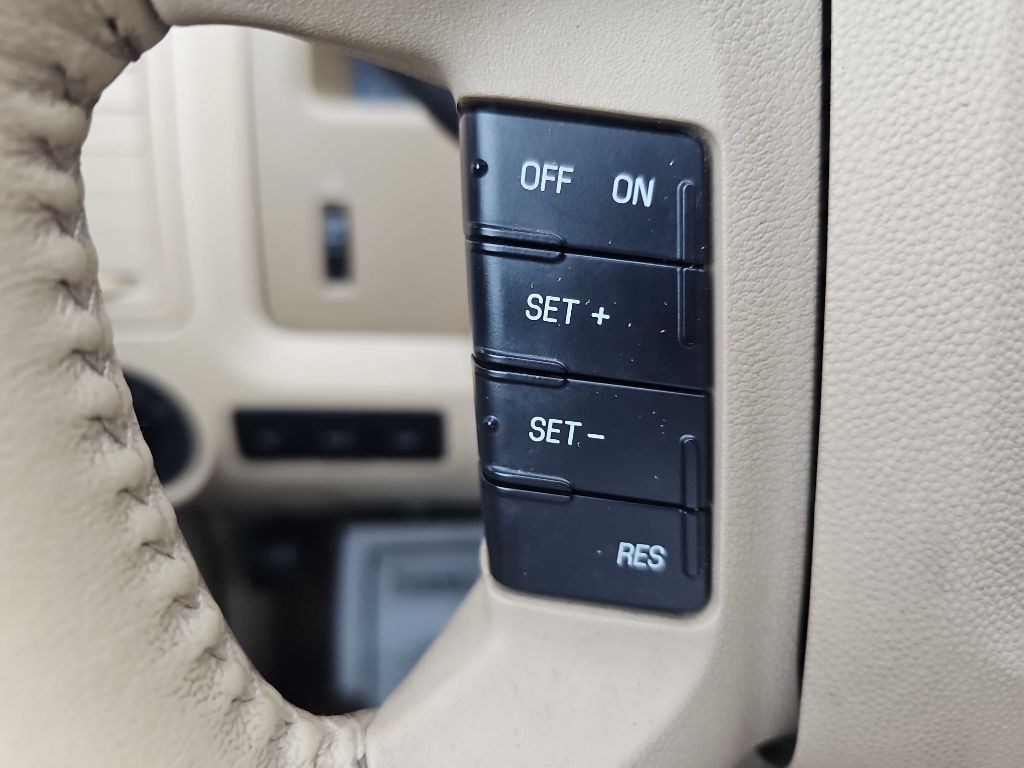 2011 Ford Escape Image 38