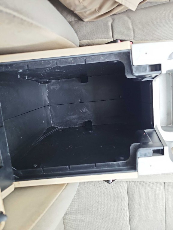 2011 Ford Escape Image 48