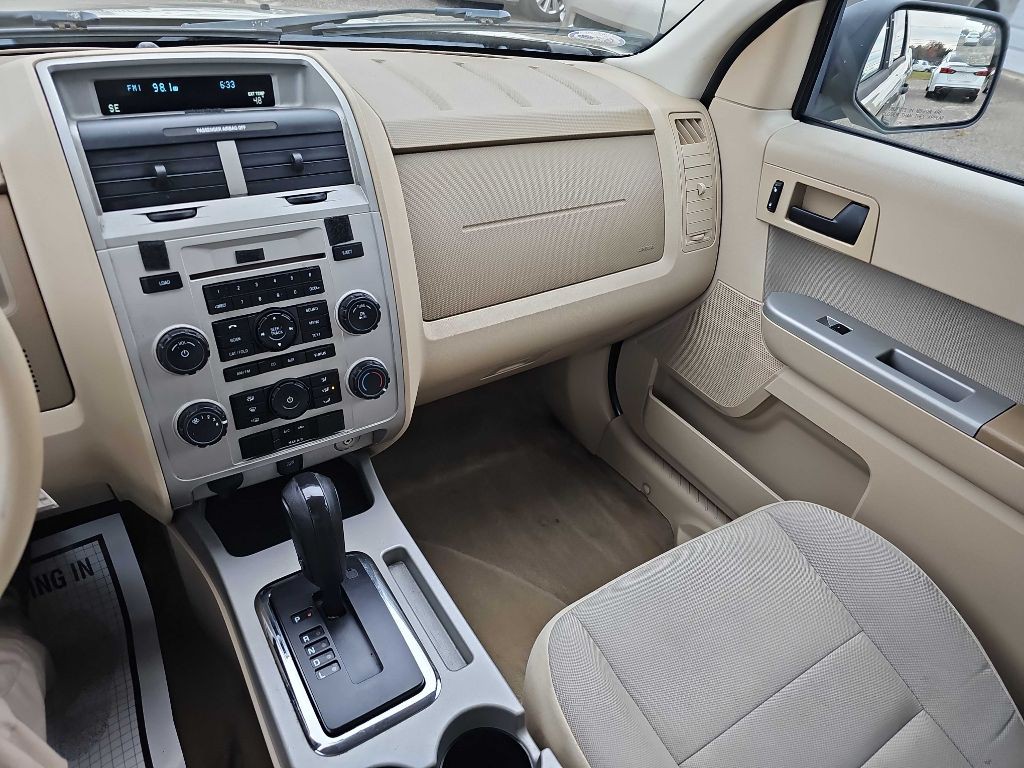 2011 Ford Escape Image 51