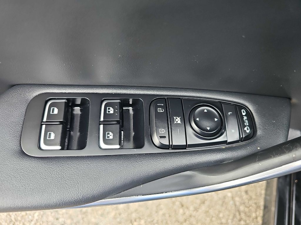 2019 Kia Stinger Image 40