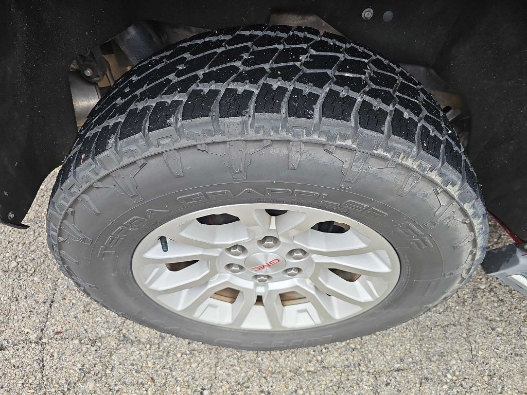 2015 GMC Yukon Image 18