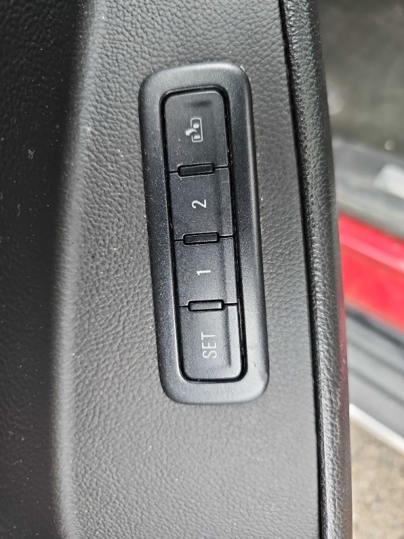 2015 GMC Yukon Image 93