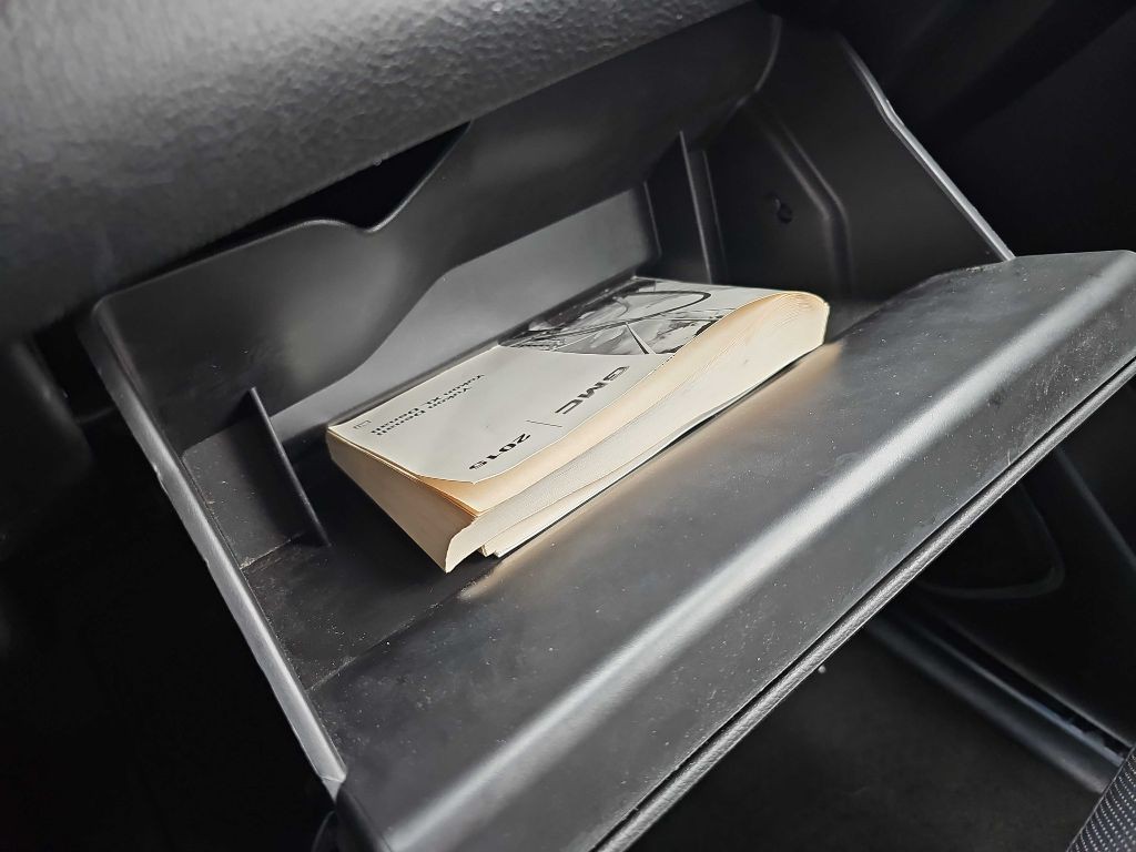 2015 GMC Yukon Image 119