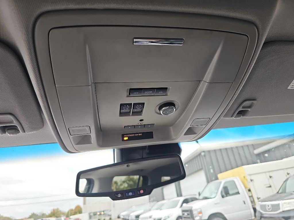 2015 GMC Yukon Image 121