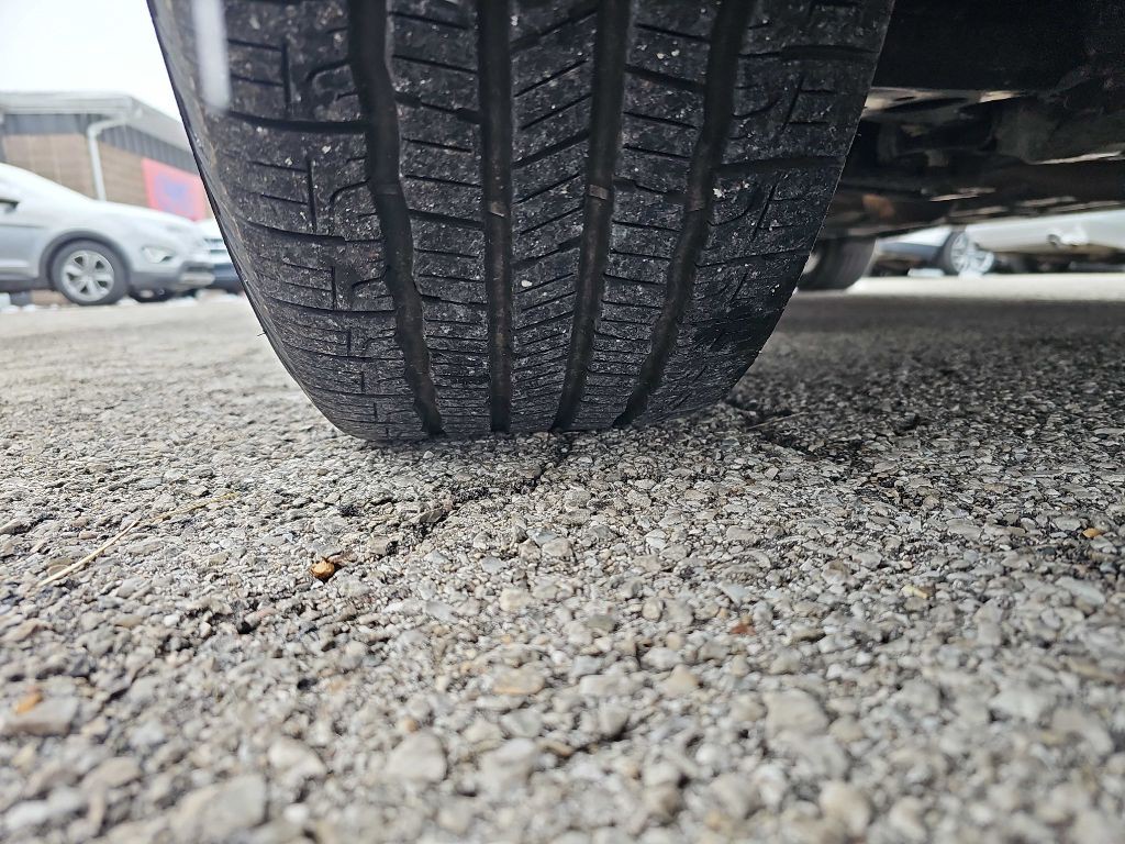 2016 Toyota Sienna Image 21