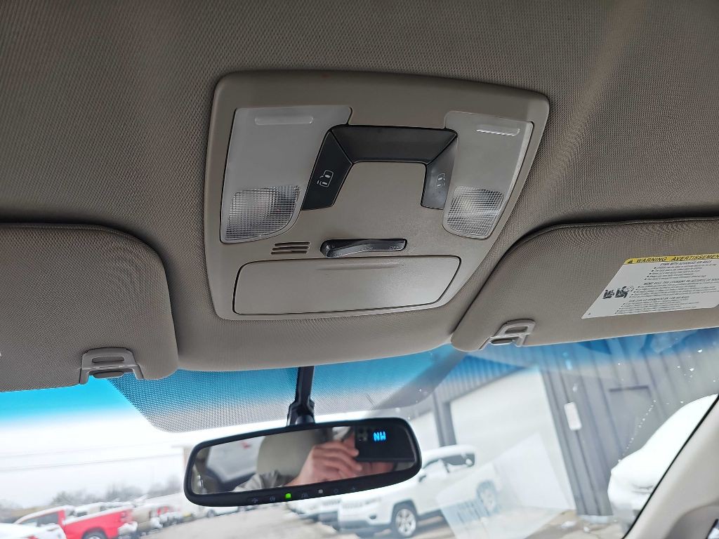 2016 Toyota Sienna Image 70