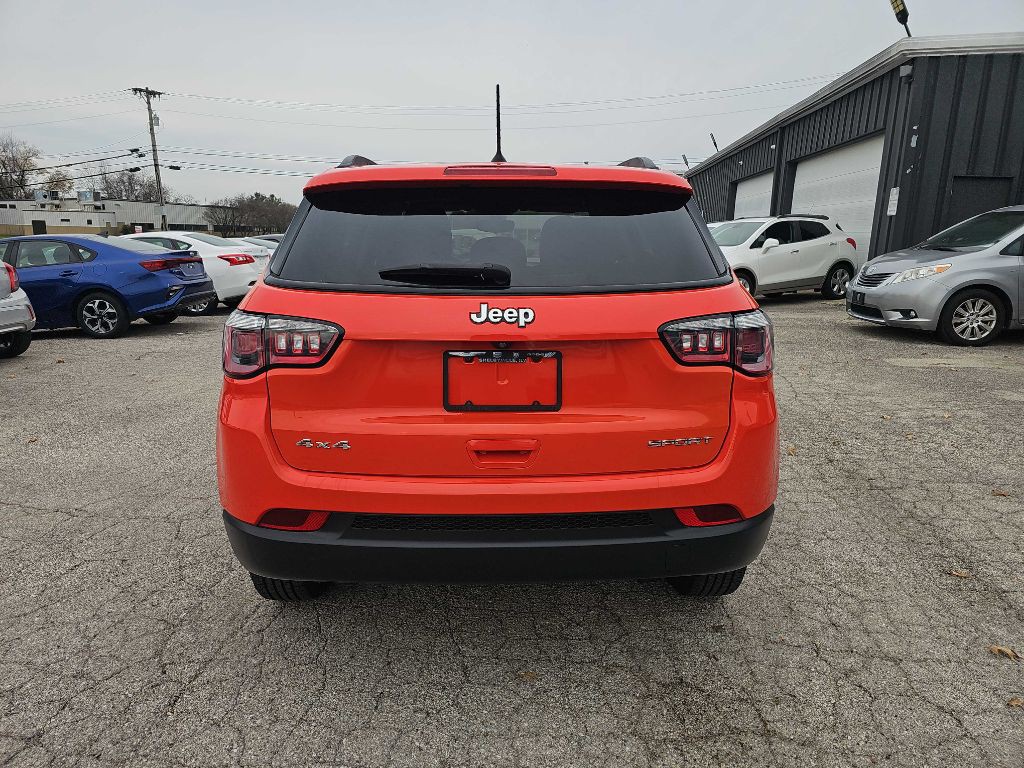 2017 Jeep Compass Image 9
