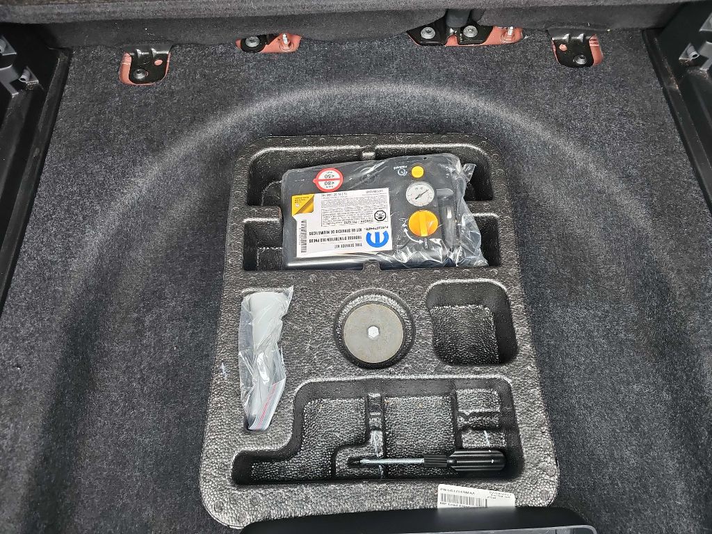 2017 Jeep Compass Image 33