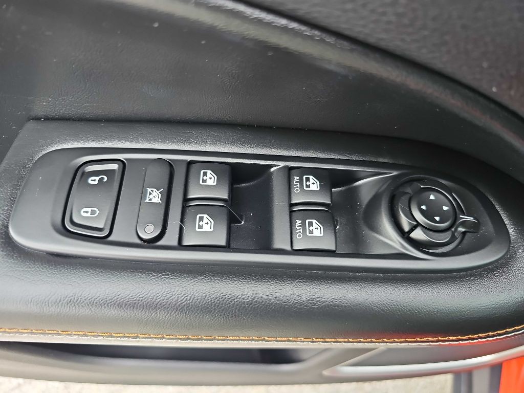 2017 Jeep Compass Image 39