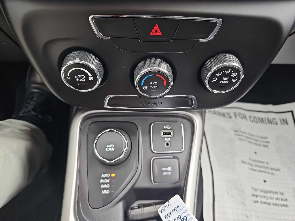 2017 Jeep Compass Image 49