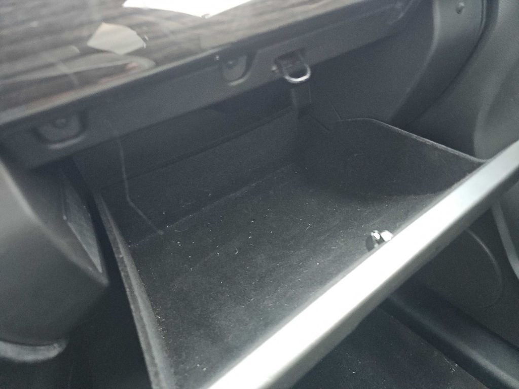 2014 Chevrolet Captiva Image 50