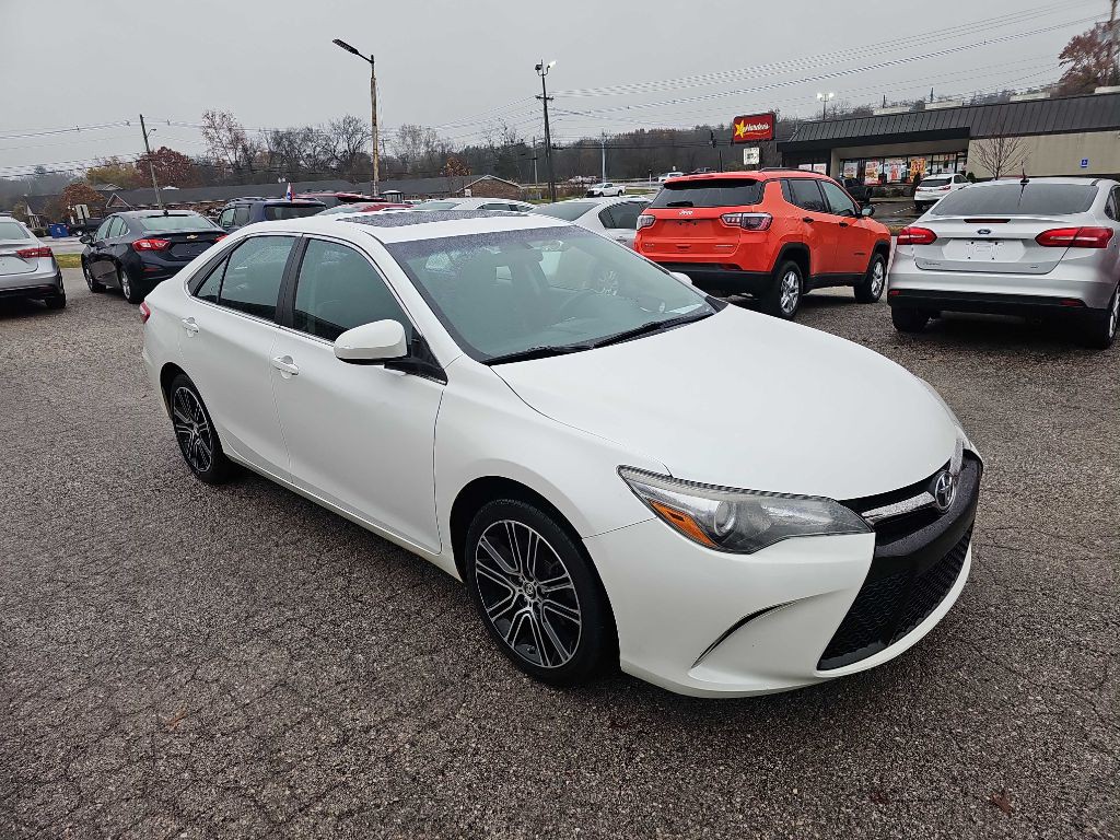 2016 Toyota Camry Image 5