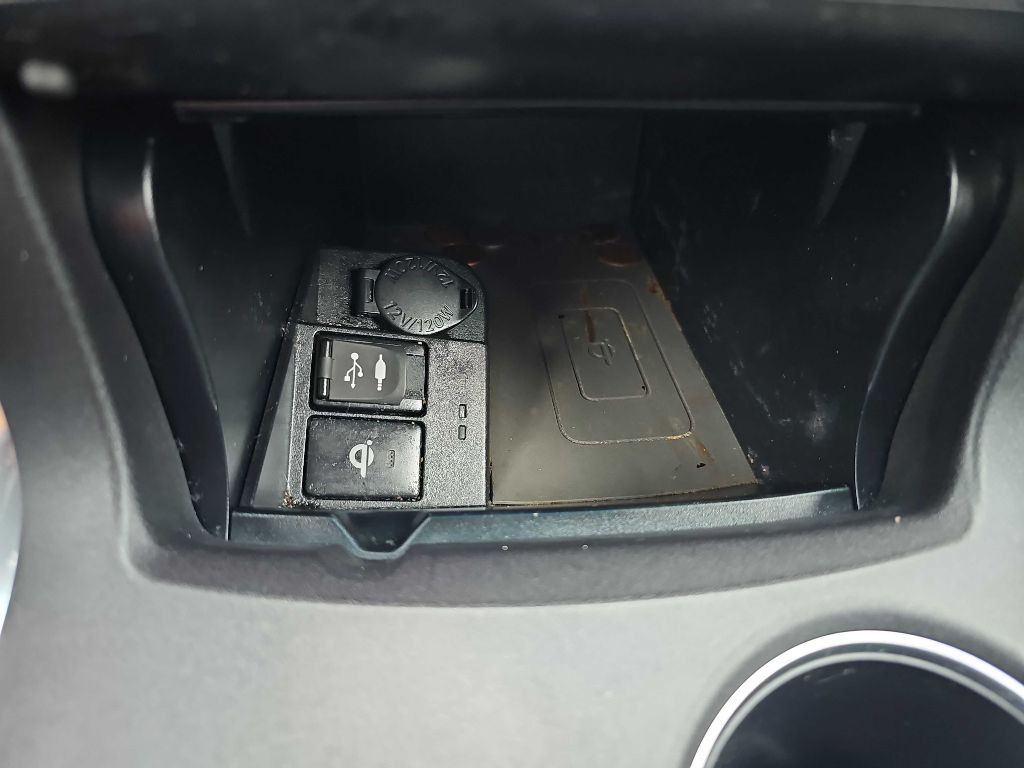 2016 Toyota Camry Image 53