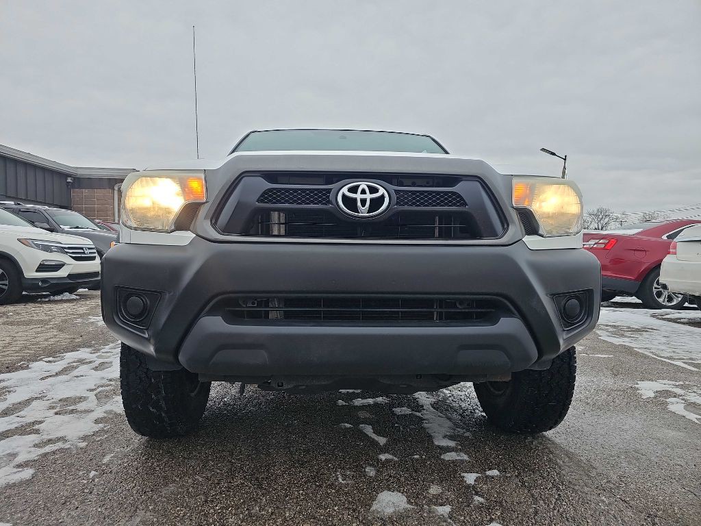 2015 Toyota Tacoma Image 6