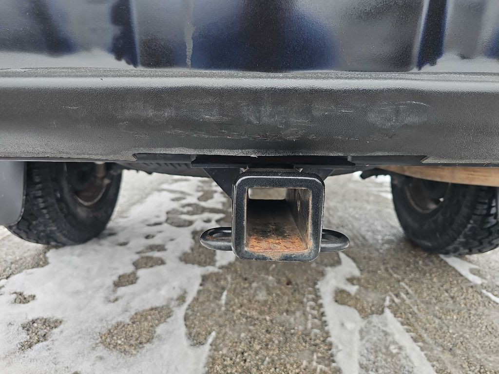 2015 Toyota Tacoma Image 17