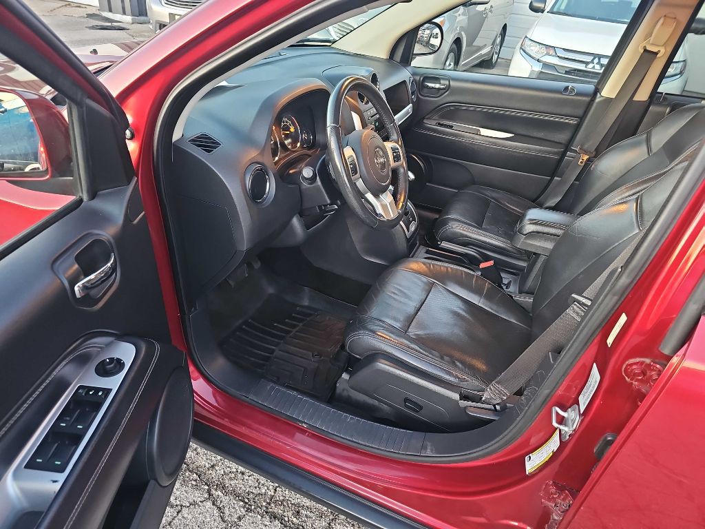 2015 Jeep Compass Image 17