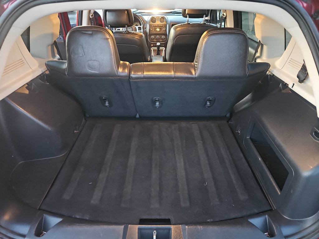 2015 Jeep Compass Image 25