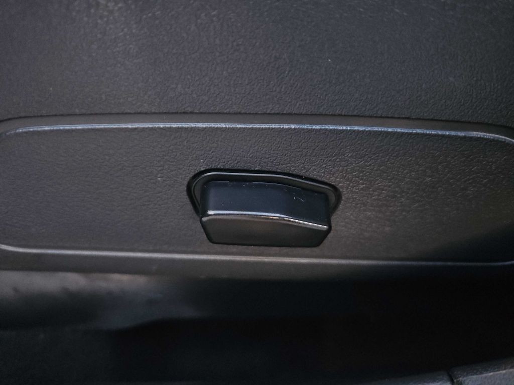 2015 Jeep Compass Image 29