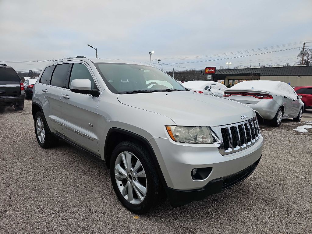 2011 Jeep Grand Cherokee Image 6