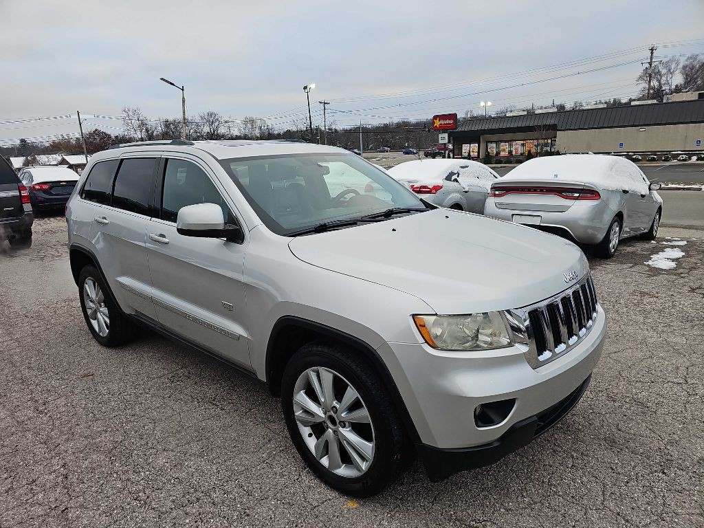2011 Jeep Grand Cherokee Image 7