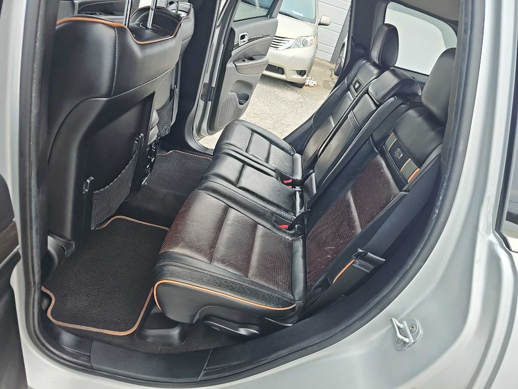 2011 Jeep Grand Cherokee Image 32