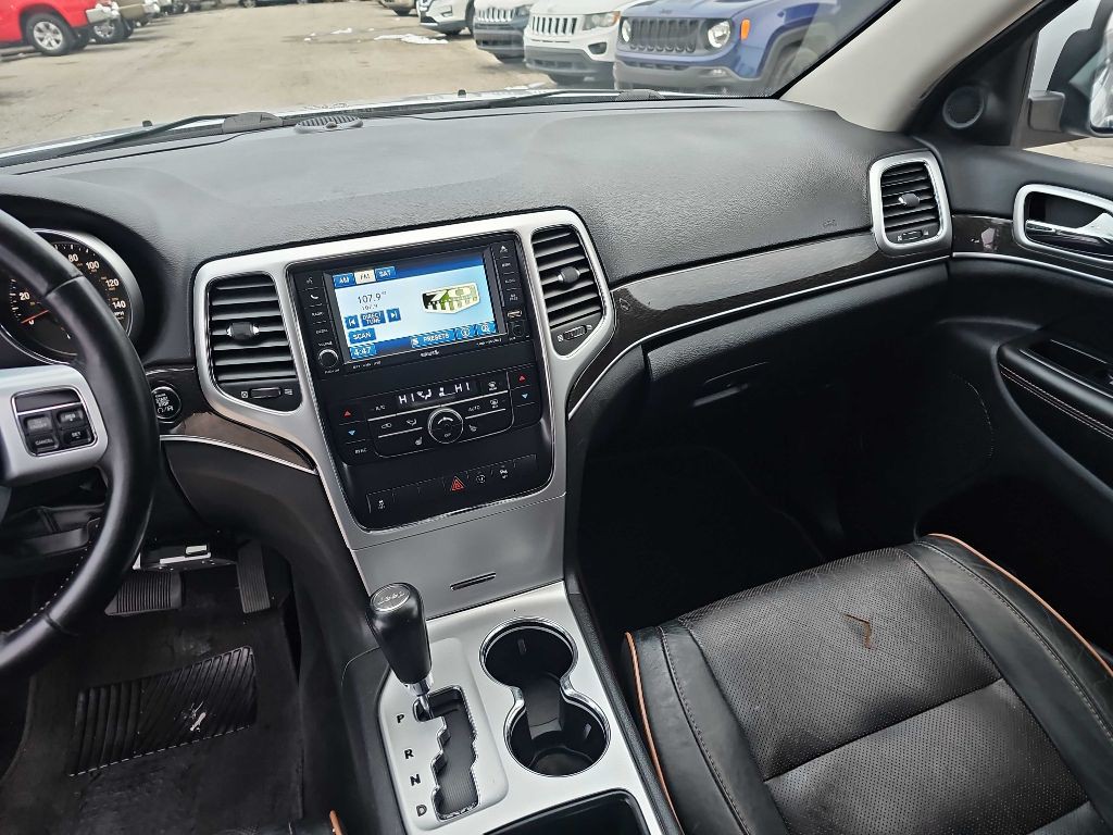 2011 Jeep Grand Cherokee Image 42