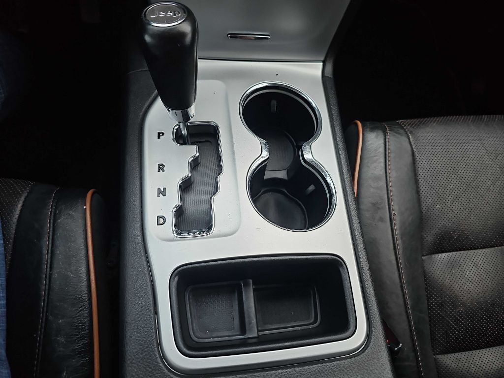 2011 Jeep Grand Cherokee Image 58