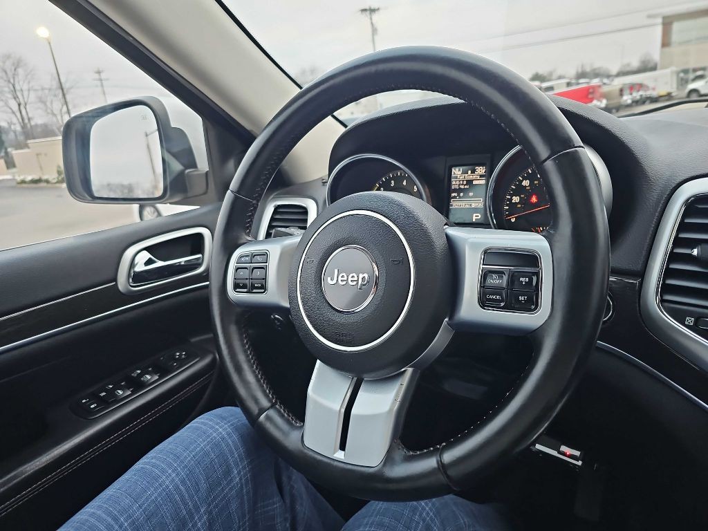 2011 Jeep Grand Cherokee Image 66