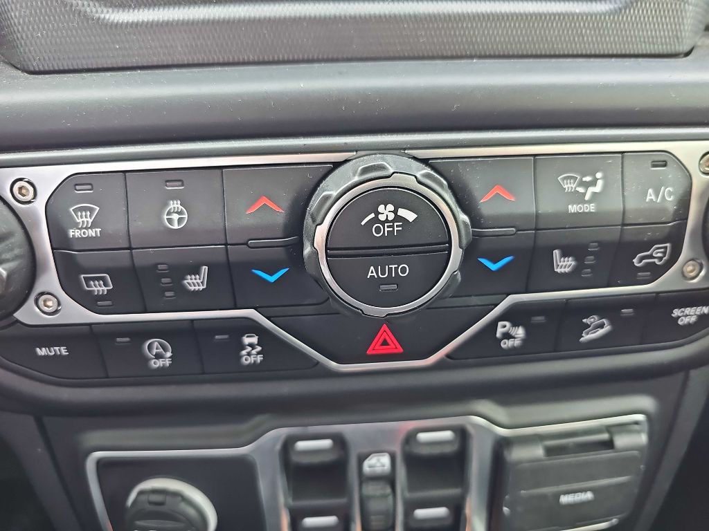 2021 Jeep Wrangler Unlimited Image 43