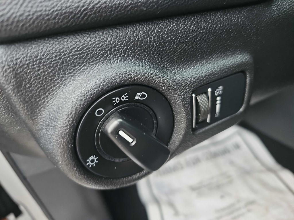 2013 Dodge Dart Image 29