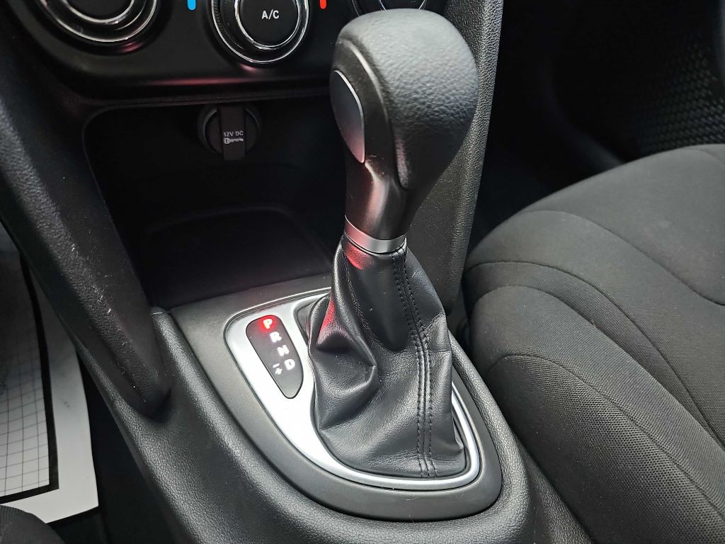 2013 Dodge Dart Image 38