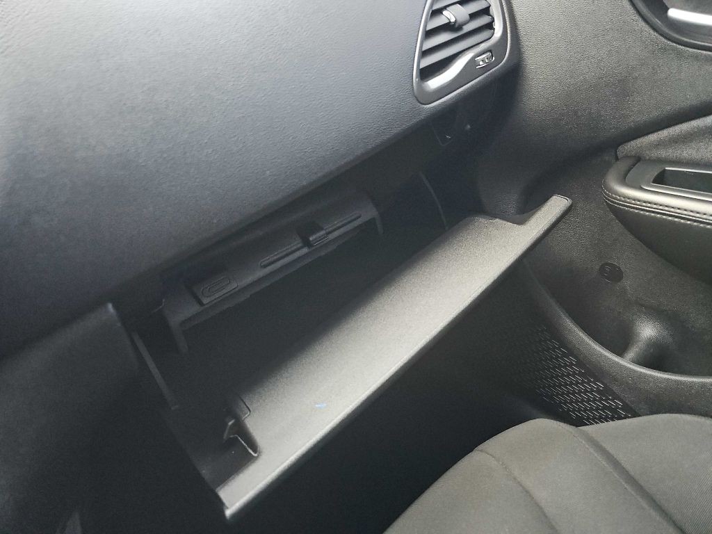 2013 Dodge Dart Image 42