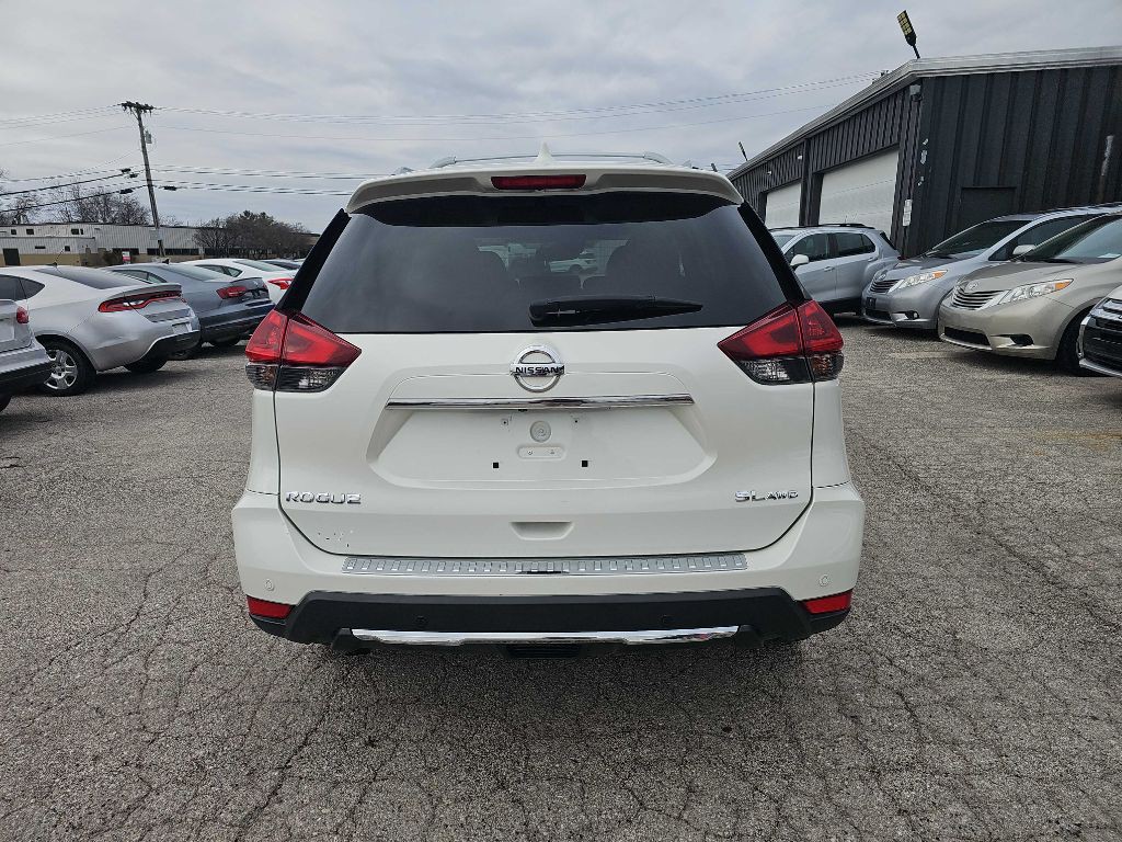 2019 Nissan Rogue Image 9