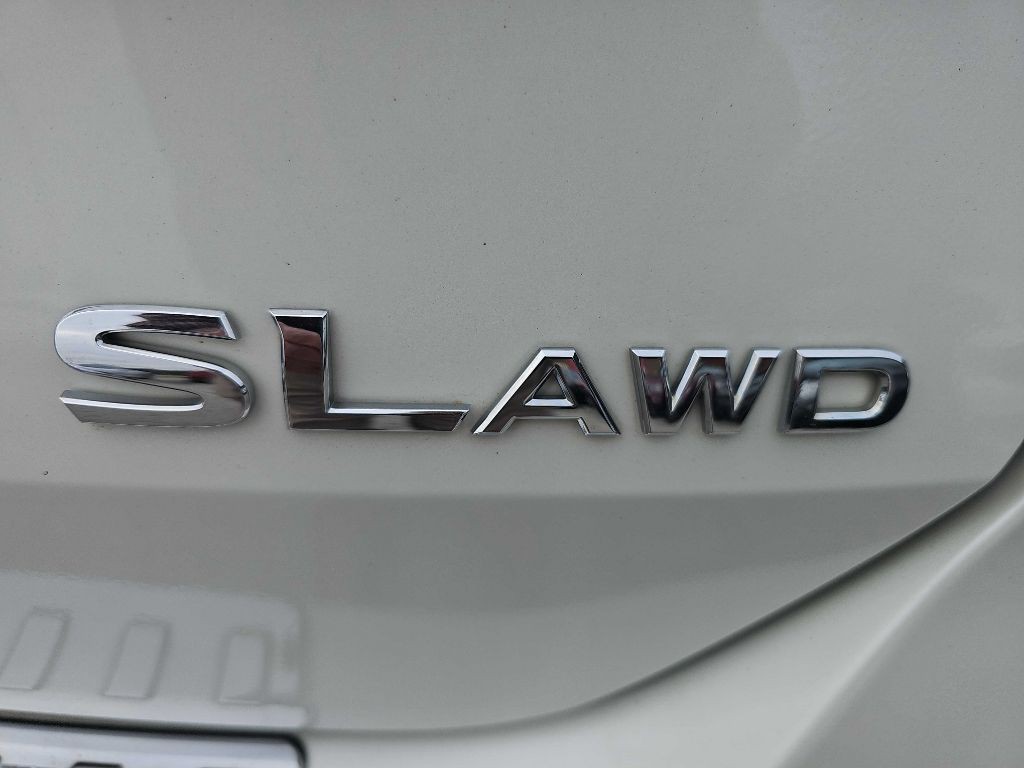 2019 Nissan Rogue Image 11