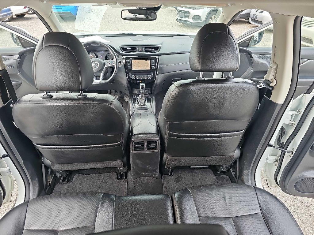 2019 Nissan Rogue Image 28