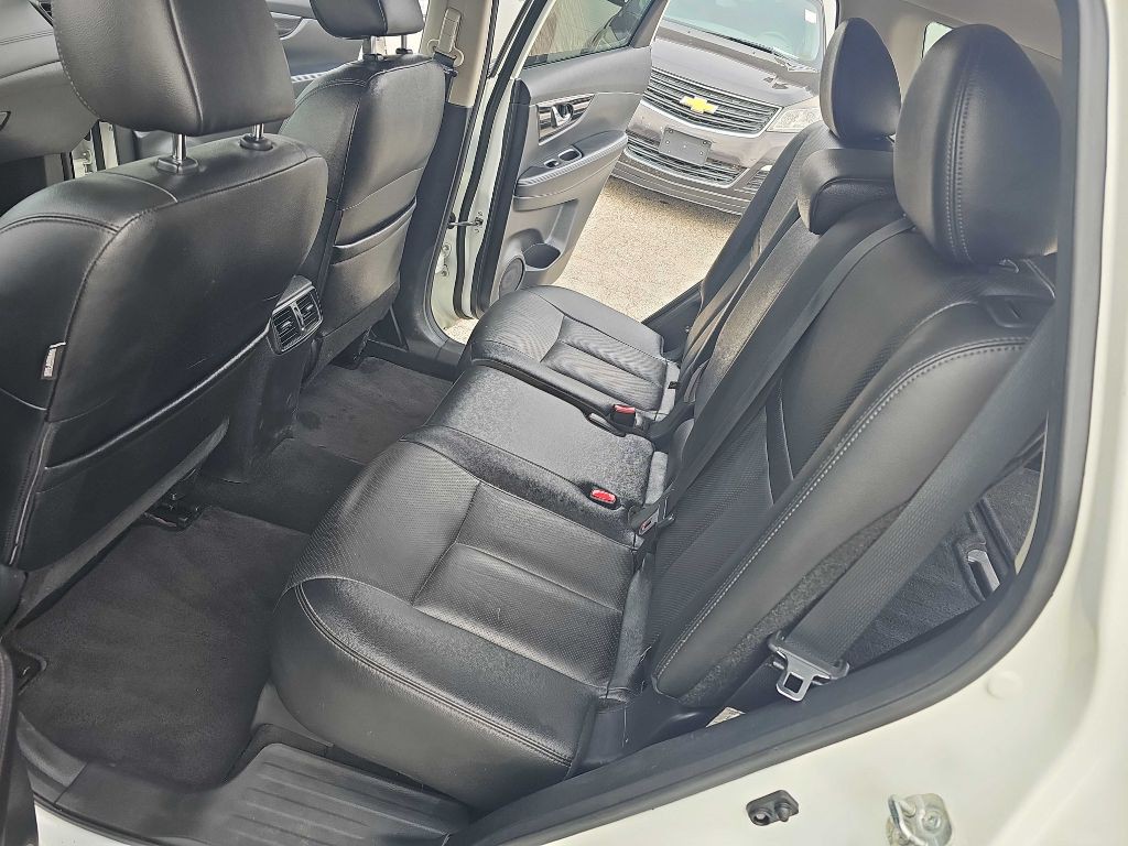 2019 Nissan Rogue Image 29