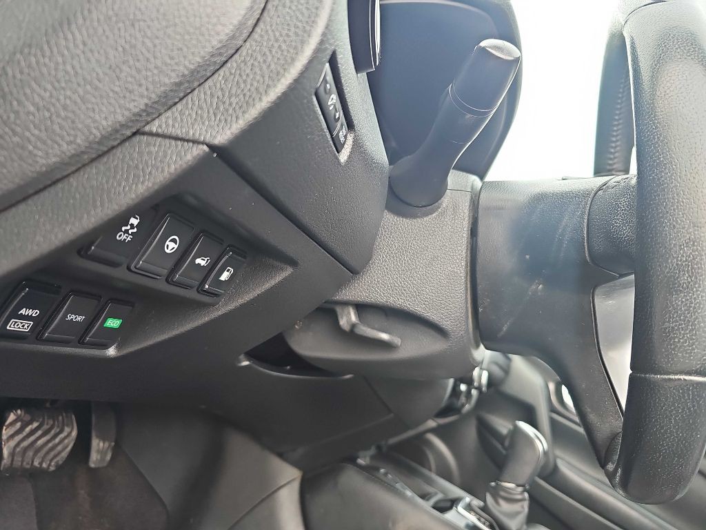 2019 Nissan Rogue Image 41