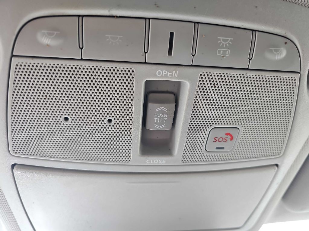 2019 Nissan Rogue Image 64