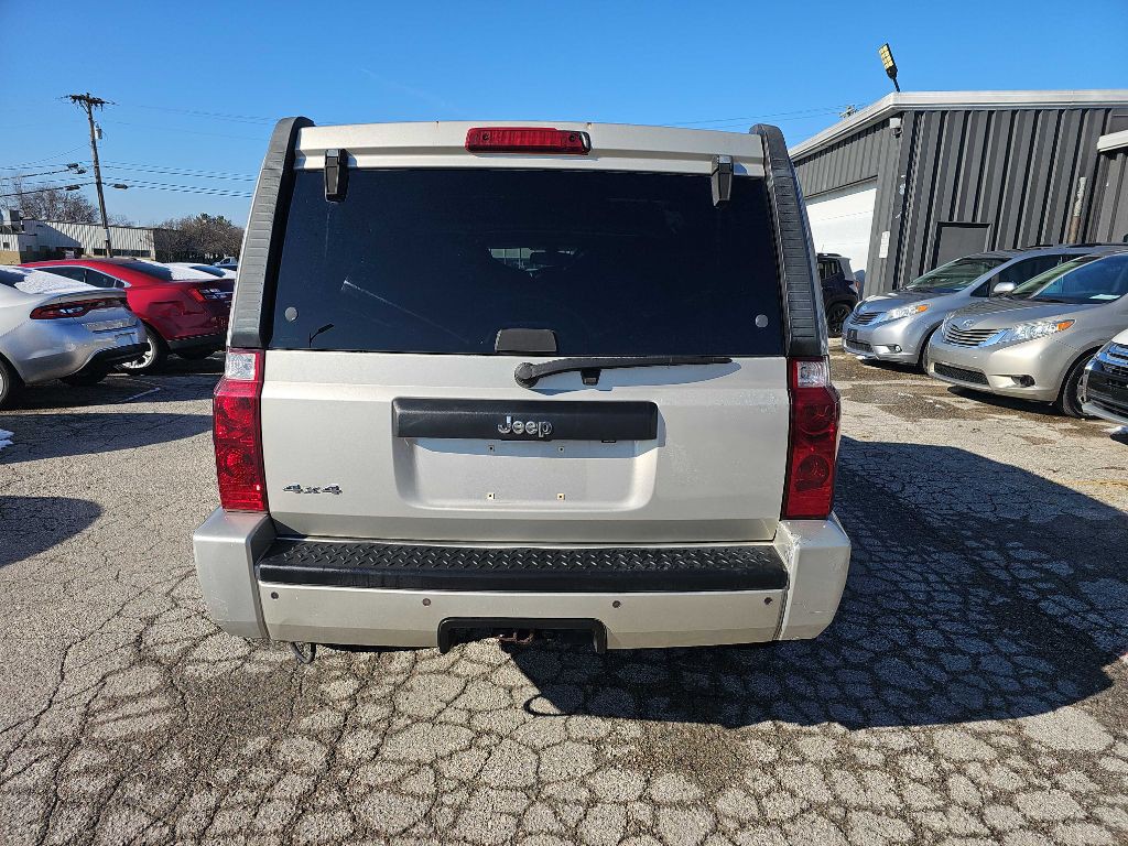 2008 Jeep Commander Image 8