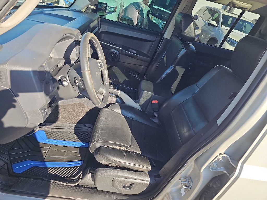 2008 Jeep Commander Image 22